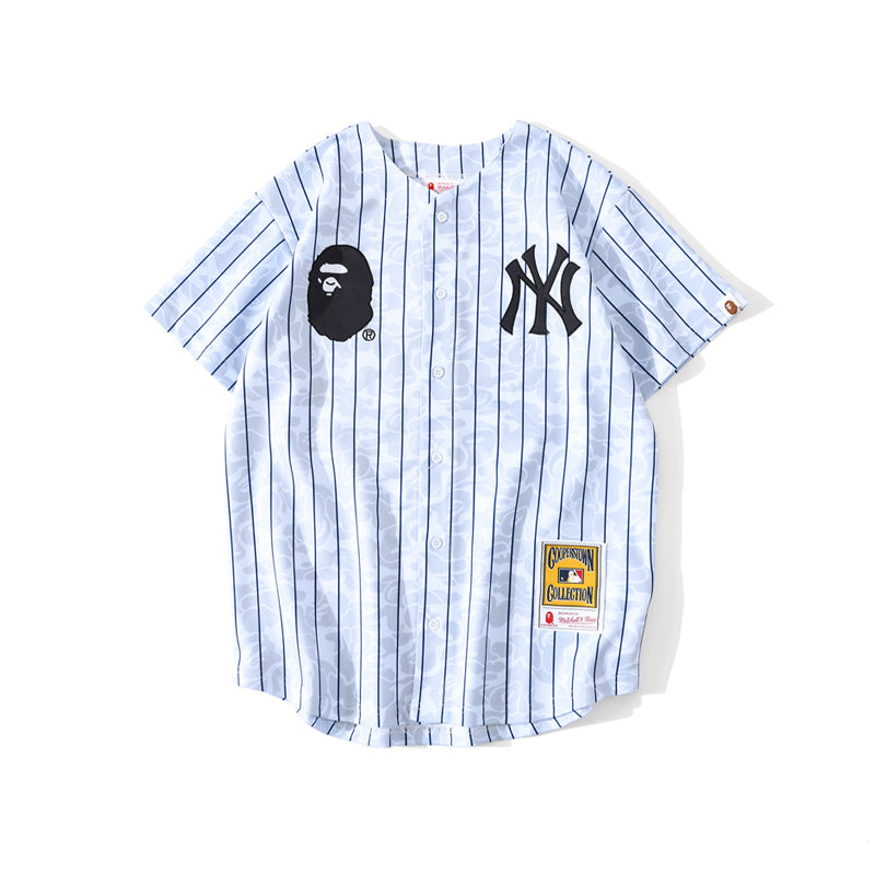 A BATHING APE® x Mitchell & Ness New York Yankees Jersey